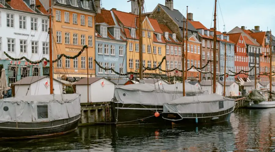 One day in Copenhagen photo of Nyhavn.