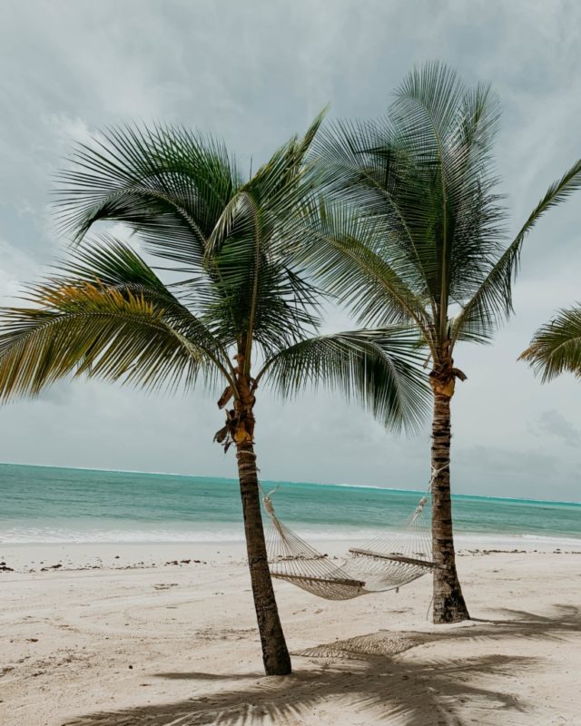 picture of one of the many beaches in Port Louis