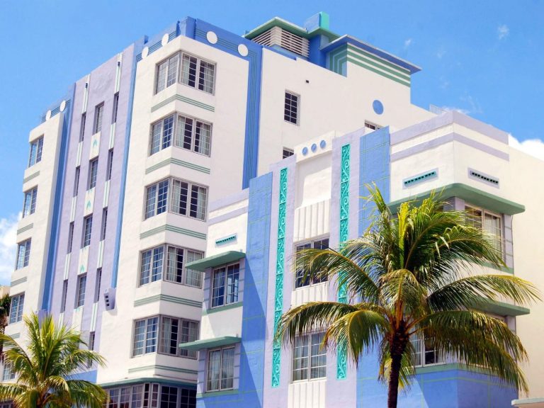 Miami packing list photo of the art deco in Miami South Beach.