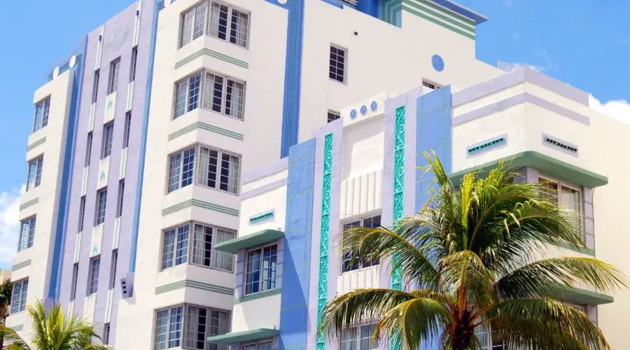 Miami packing list photo of the art deco in Miami South Beach.