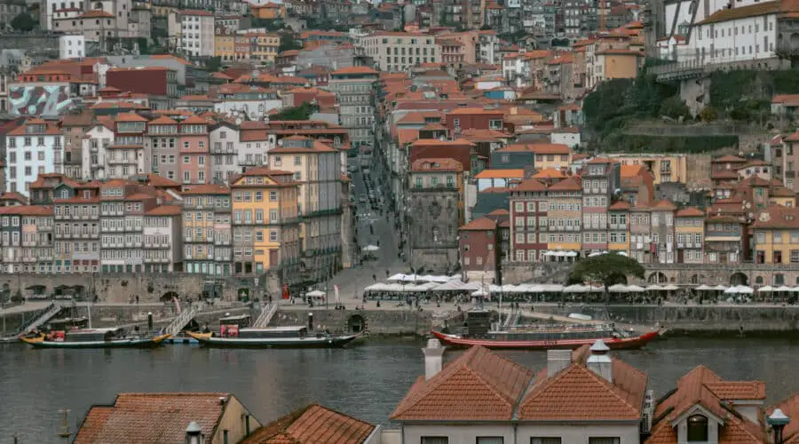 Douro River a must see when spending 2 days in Porto.