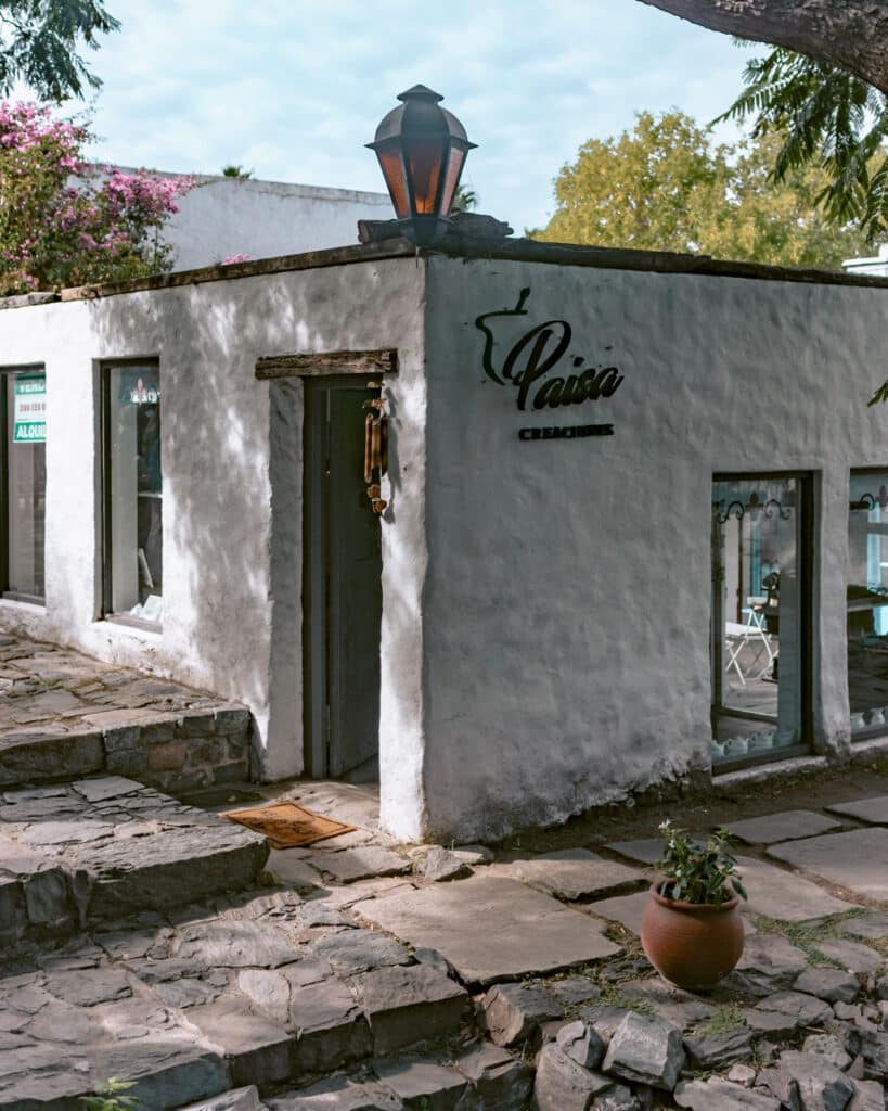 Restaurant to eat in Colonial del Sacramento, Uruguay. 